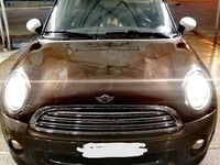Usata Mini Cooper 116 CV (85 kW) 2011 Marrone Utilitaria