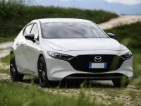 Usata Mazda 3 Nagisa 140 CV (102 kW) 2025 Bianco Berlina