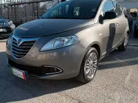 Usata Lancia Ypsilon S 95 CV (69 kW) 2012 Marrone Utilitaria