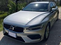 Usata Volvo V60 Business Edition 197 CV (144 kW) 2021 Argento Station wagon