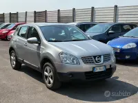 Usata Nissan Qashqai Tekna 117 CV (86 kW) 2010 Grigio SUV