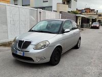 Usata Lancia Ypsilon 69 CV (50 kW) 2009 Grigio Utilitaria