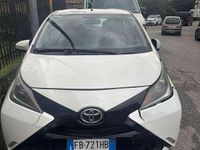 Usata Toyota Aygo X-play 69 CV (50 kW) 2015 Bianco Utilitaria