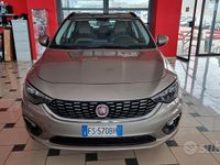 Usata Fiat Tipo Lounge 120 CV (88 kW) 2018 Marrone Station wagon