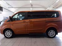Usata Ford Tourneo Custom Titanium 185 CV (136 kW) 2021 Arancione metallizzato Furgone