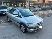 Usata Opel Zafira 100 CV (73 kW) 2004 Argento Monovolume