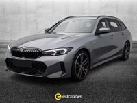 Usata BMW 330 M Sport 286 CV (210 kW) 2023 Grigio metallizzato Station wagon