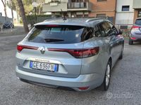 Usata Renault Mégane GrandTour Business 116 CV (85 kW) 2021 Blu/azzurro Station wagon
