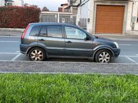 Usata Ford Fusion 101 CV (74 kW) 2005 Grigio Utilitaria