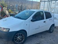 Usata Fiat Punto 86 CV (63 kW) 2008 Utilitaria