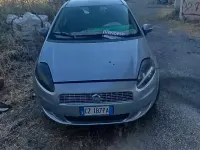 Usata Fiat Punto 90 CV (66 kW) 2006 Grigio Utilitaria