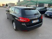 Usata Peugeot 308 SW Business-Line 102 CV (75 kW) 2019 Grigio Station wagon