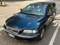 Usata Volvo V70 2004 Blu Station wagon