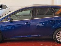 Usata Ford Focus Titanium 120 CV (88 kW) 2018 Blu Station wagon