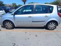 Usata Renault Scénic II 106 CV (77 kW) 2007 Monovolume