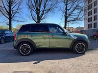 Usata Mini Cooper D Countryman Business 111 CV (81 kW) 2016 Verde SUV