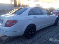 Usata Mercedes C320 224 CV (164 kW) 2008 Bianco Berlina