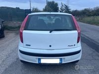 Usata Fiat Punto 60 CV (44 kW) 2001 Bianco Utilitaria