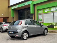 Usata Fiat Punto Classica 69 CV (50 kW) 2011 Grigio Utilitaria