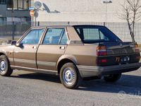 Usata Alfa Romeo Giulietta 109 CV (80 kW) 1984 Marrone Berlina