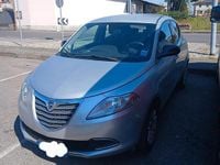 Usata Lancia Ypsilon 69 CV (50 kW) 2014 Grigio Utilitaria