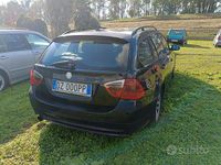 Usata BMW 318 142 CV (104 kW) 2007 Nero Station wagon