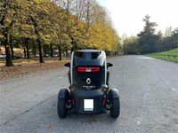 Usata Renault Twizy 16 kW (22 CV) 2021 Nero Utilitaria