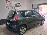 Usata Renault Scenic E-Tech 110 CV (80 kW) 2011 Grigio Monovolume