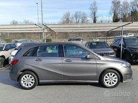 Usata Mercedes B180 Executive 109 CV (80 kW) 2015 Grigio scuro metallizzato Monovolume