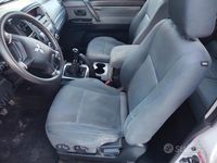 Usata Mitsubishi Pajero 200 CV (147 kW) 2011 Bianco SUV
