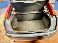Usata Ford Focus 100 CV (73 kW) 2002 Blu Berlina
