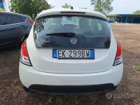 Usata Lancia Ypsilon 95 CV (69 kW) 2011 Utilitaria