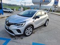 Usata Renault Captur Zen 100 CV (73 kW) 2020 Grigio SUV