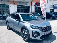 Usata Peugeot 2008 Allure 131 CV (96 kW) 2024 Grigio SUV