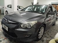 Usata Hyundai i30 Comfort 115 CV (84 kW) 2011 Grigio Station wagon