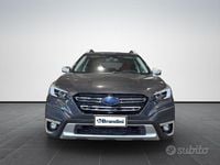Usata Subaru Outback Premium 169 CV (124 kW) 2024 Grigio Station wagon