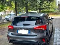 Usata Ford Focus ST-Line 120 CV (88 kW) 2018 Grigio Berlina