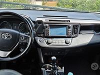 Usata Toyota RAV4 143 CV (105 kW) 2017 Bianco SUV