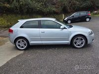 Usata Audi A3 Ambition 105 CV (77 kW) 2006 Grigio Utilitaria