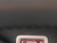Käytetty Fiat Freemont 140 HP (102 kW) 2012 Musta Katumaasturi