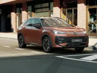 Nuova VW T-Roc Style 150 CV (110 kW) 2026 Flame red metallizzato nero SUV