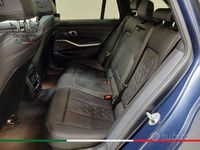 Usata BMW 320e M Sport 2024 Blu Station wagon