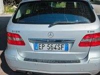 Usata Mercedes B180 116 CV (85 kW) 2011 Grigio Utilitaria