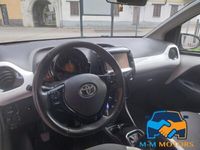 usata Toyota Aygo 1.0 VVT-i 69 CV x-play *ADATTA A NEOPATENTATI*