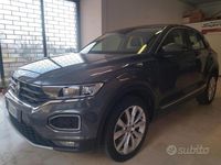 Usata VW T-Roc Advance 150 CV (110 kW) 2019 Grigio SUV