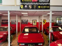 Usata Ferrari Mondial 215 CV (158 kW) 1981 Rosso Coupé