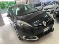 Usata Renault Scénic III XMOD 110 CV (80 kW) 2014 Nero Monovolume
