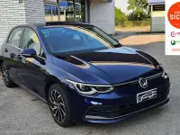 Usata VW Golf VIII 150 CV (110 kW) 2020 Blu/azzurro Berlina