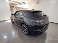 Nuova Alfa Romeo Stelvio Veloce 209 CV (153 kW) 2026 Nero SUV