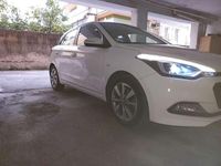 Usata Hyundai i20 Style 75 CV (55 kW) 2015 Bianco Utilitaria